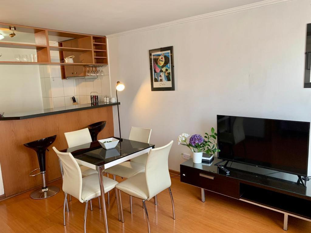 Uh Departmento Lastarria Apartment Сантяго Екстериор снимка
